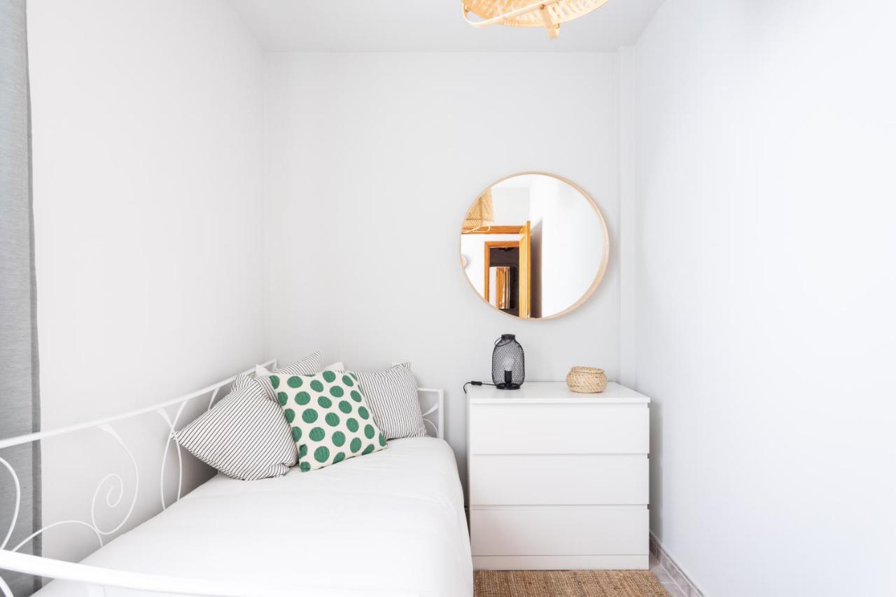 Home2book Stylish Caletillas Apartment *